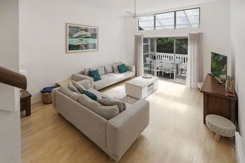 THE BAY - Luxury Accommodation By The Sea - Phillip Island Accommodation 0