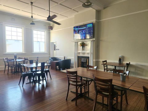 The Exchange Hotel - Phillip Island Accommodation 2