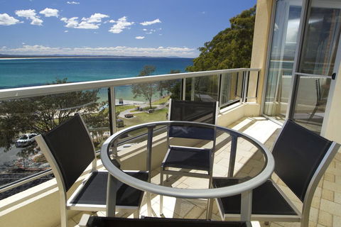 Beachpoint, Unit 401, 28 North Street - Phillip Island Accommodation 2