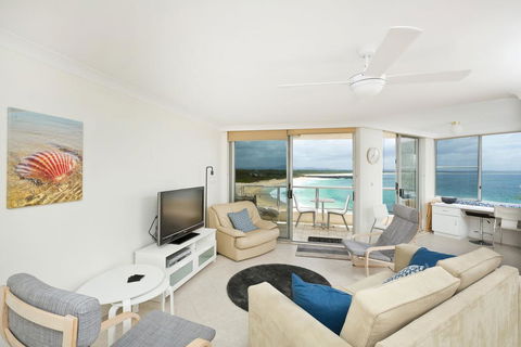 Beachpoint, Unit 501, 28 North Street - Phillip Island Accommodation 0