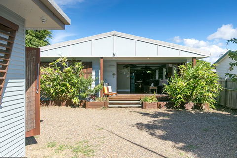 Beachside Cottages - Phillip Island Accommodation 2