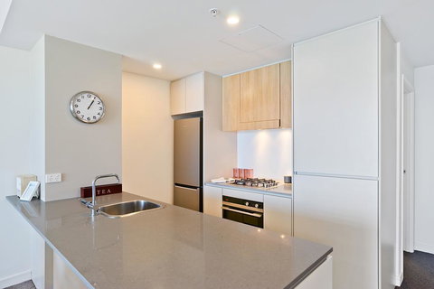 Beau Monde Apartments Newcastle - Horizon Newcastle Beach - Phillip Island Accommodation 3