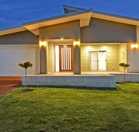 Beaufortia Views - Phillip Island Accommodation