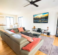 Beautiful Modern Luxury - Phillip Island Accommodation