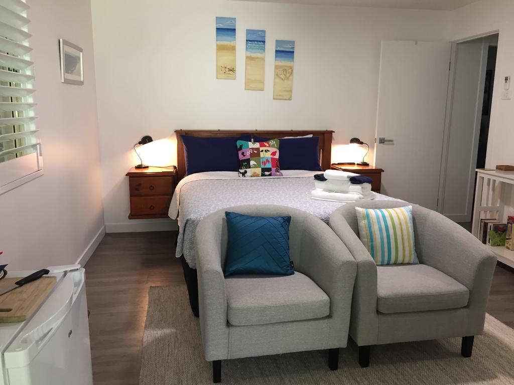 Cootharaba QLD Phillip Island Accommodation