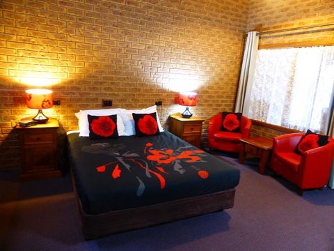 Beechworth Carriage Motor Inn - Phillip Island Accommodation 3