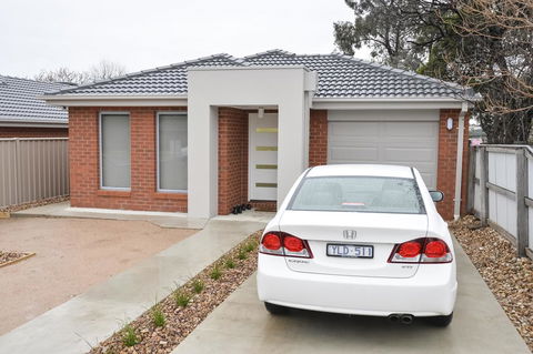 Beischer Apt B - Phillip Island Accommodation 3