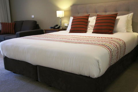 Bell Tower Inn - Phillip Island Accommodation 0