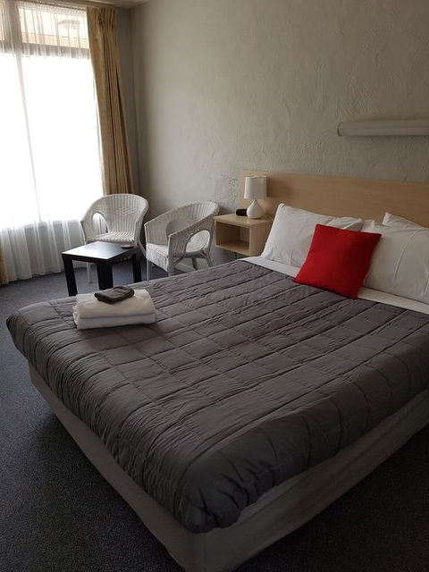 Belmore Motor Inn - Phillip Island Accommodation 1