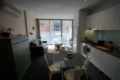 Bent St Apartments 2 - Phillip Island Accommodation 2