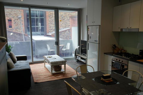 Bent St Apartments 2 - Phillip Island Accommodation 1