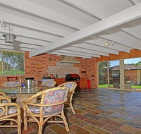 Benvenue - resort style with pool - Phillip Island Accommodation
