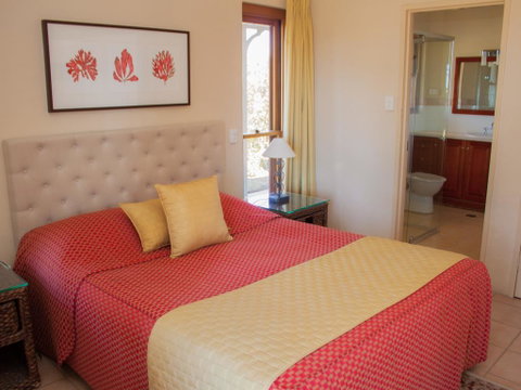 Berenbell Vineyard Retreat - Phillip Island Accommodation 3
