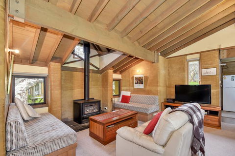 Bidgee Widgee - Phillip Island Accommodation 1