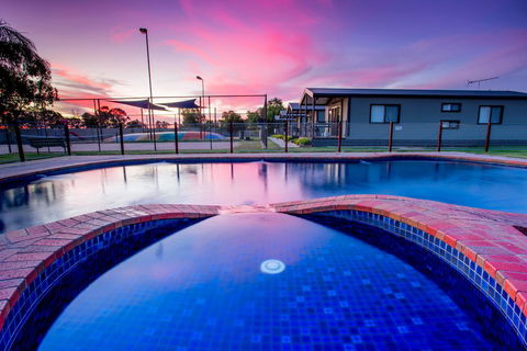 BIG4 NRMA Yarrawonga Mulwala Holiday Park - Phillip Island Accommodation 1