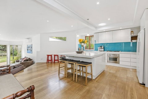 BIRDSONG - MORNINGTON - Phillip Island Accommodation 0