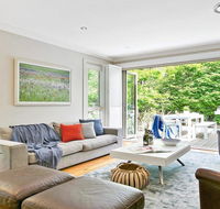 Bitola - walk to the village coffee and pub - Phillip Island Accommodation