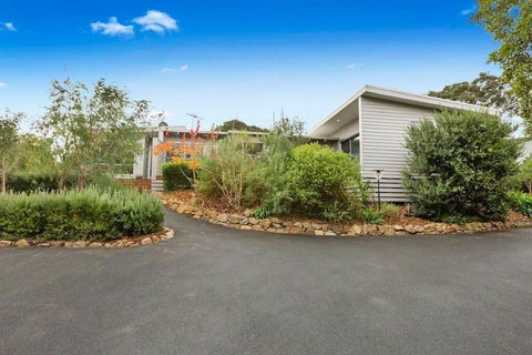 Blairgowrie Beach Retreat - Phillip Island Accommodation 1