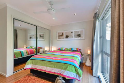Blairgowrie Contemporary Beach Retreat - Phillip Island Accommodation 3