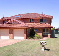 Blue Bay 83a Rocky Point Road - Foxtel  air conditioning downstairs - Phillip Island Accommodation