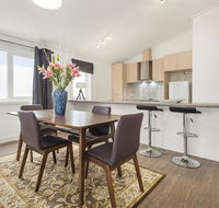 Blue Rosella on Piper - Phillip Island Accommodation