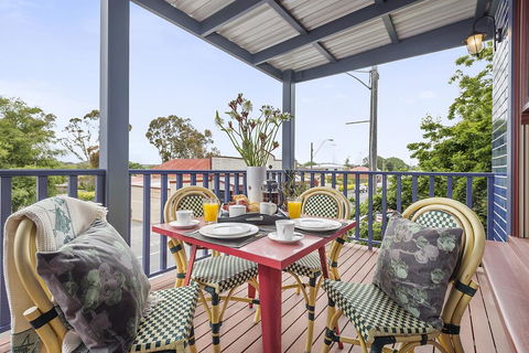 Blue Rosella On Piper - Phillip Island Accommodation 3
