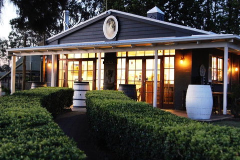 Blueberry Hill Vineyard Villa - Phillip Island Accommodation 1