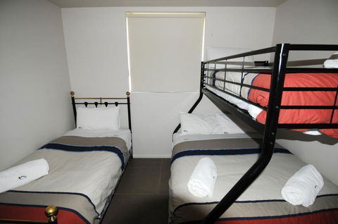 Blues Air 3A - Phillip Island Accommodation 2
