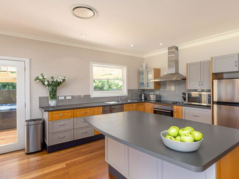 Bluewater - Riverfront Location With Water Views - Phillip Island Accommodation 1
