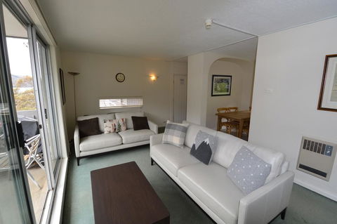Bobuck 3B - Phillip Island Accommodation 0