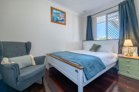 Warmth House Nr Airport 2rooms 5beds Yard N Parking - Phillip Island Accommodation 2