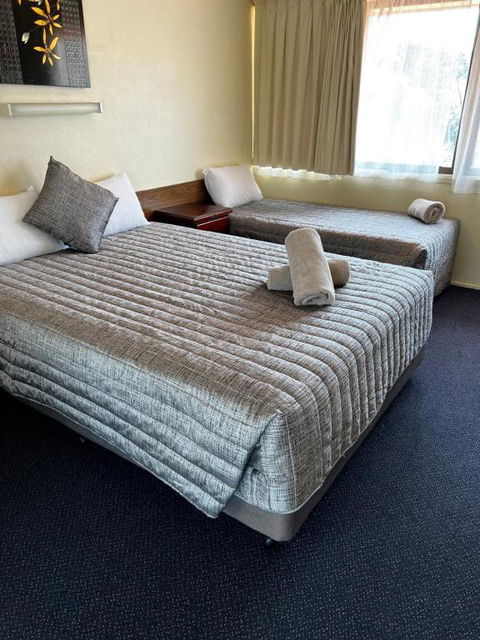 Y Motels Gympie - Phillip Island Accommodation 1