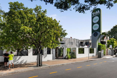 YHA Brisbane City - Phillip Island Accommodation 1