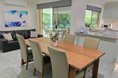 Relaxing Hamptons Style Home In Forest Lake - Phillip Island Accommodation 3