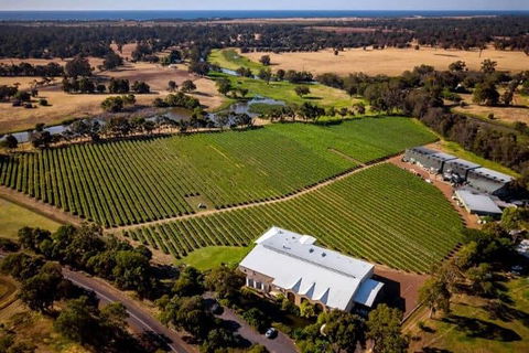 Busselton Jetty + Train Ride + Winery + Scenic Drive Full Day Tour - Phillip Island Accommodation 3