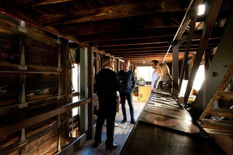 Adelaide Oval Stadium Tour - Phillip Island Accommodation 4