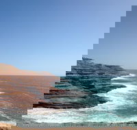 Kalbarri Pink Lake and Abrolhos Islands Nature Tour - Phillip Island Accommodation