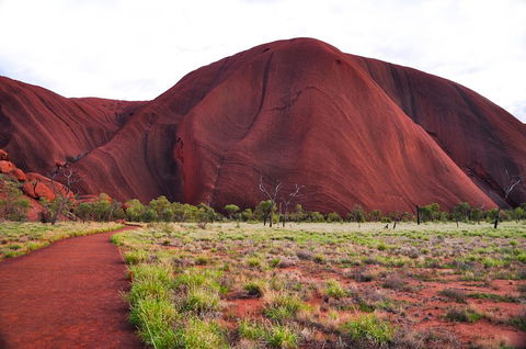 Ayers Rock Combo: Uluru Base And Sunset Plus Uluru Sunrise And Kata Tjuta With An Optional BBQ Dinner Or Kings Canyon Day Trip - Phillip Island Accommodation 5