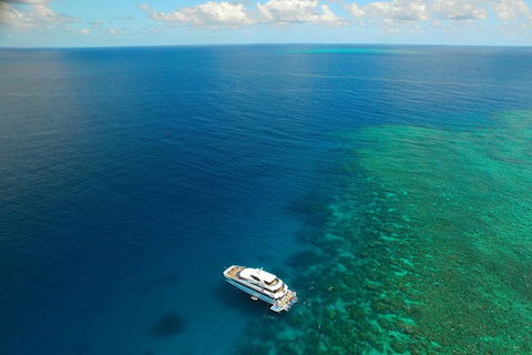 Great Barrier Reef Snorkeling And Diving Cruise From Cairns - Phillip Island Accommodation 4