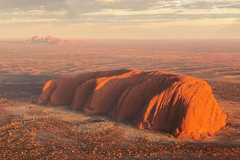Helicopter Scenic: Extended Uluru & Kata Tjuta - Phillip Island Accommodation 1
