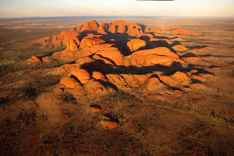 Helicopter Scenic: Extended Uluru & Kata Tjuta - Phillip Island Accommodation 5