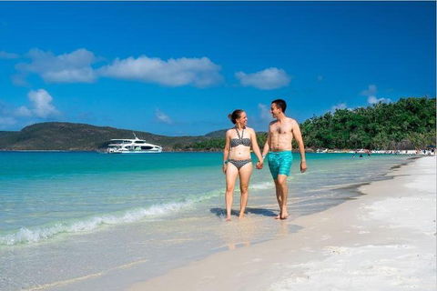 Whitehaven Beach Half-Day Cruises - Phillip Island Accommodation 3