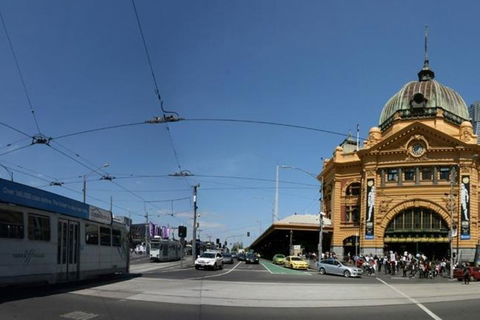 Central Melbourne Walking Tour - Phillip Island Accommodation 2