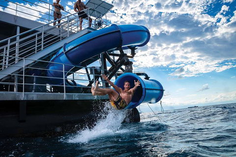 Outer Reef Pontoon Experience From Cairns - Phillip Island Accommodation 3