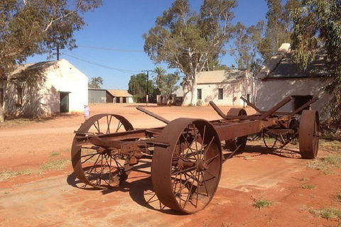 Palm Valley 4WD Day Tour - Phillip Island Accommodation 0