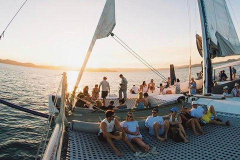 Sunset Sail In The Whitsundays - Phillip Island Accommodation 3