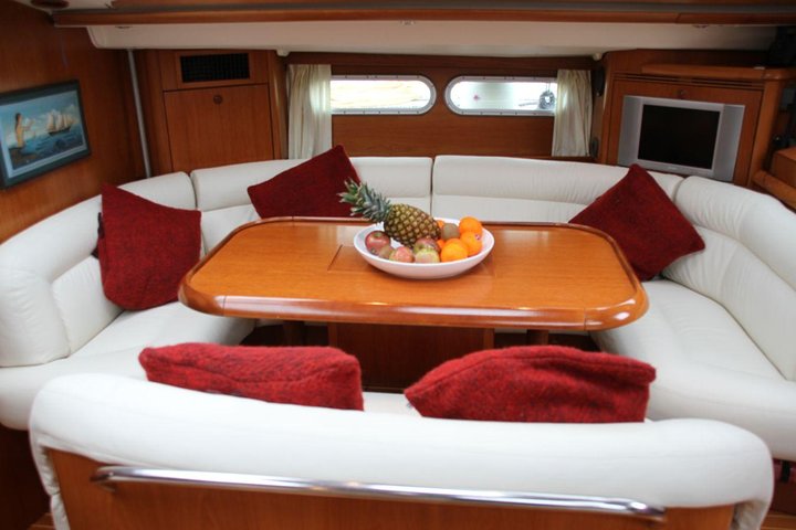 Shute Harbour QLD Phillip Island Accommodation