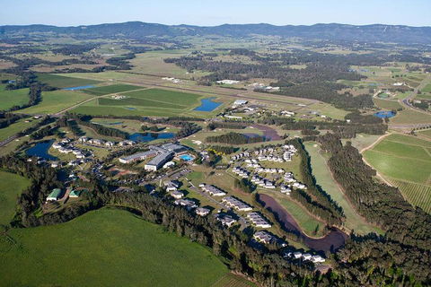 Hunter Valley Broken Back Range Helicopter Flight From Cessnock - Phillip Island Accommodation 1