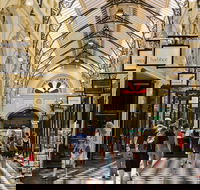 Half Day Small Group Guided Shopping Tour in Melbourne