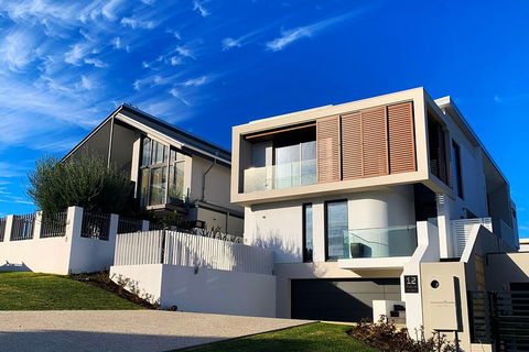 Big Perth (Private) Day Tour - Phillip Island Accommodation 1